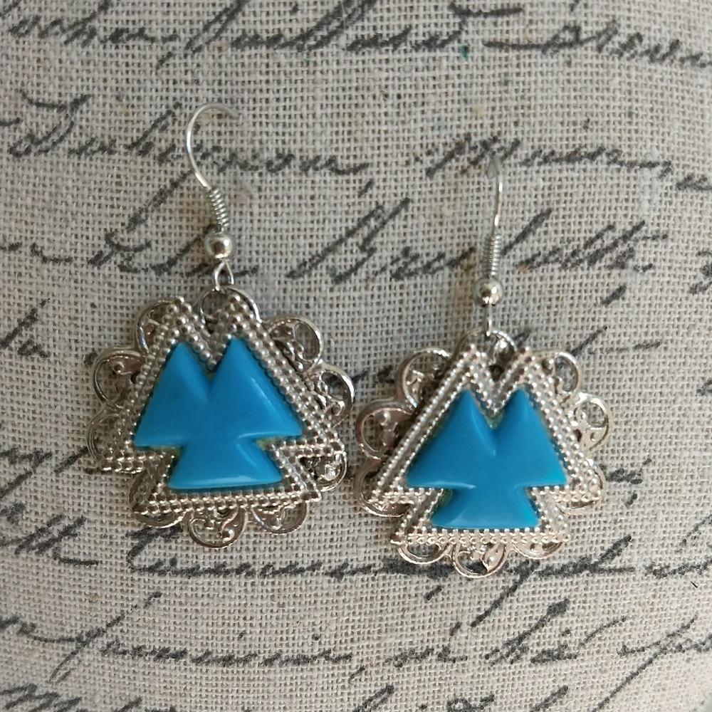 Vintage Southwest style earrings